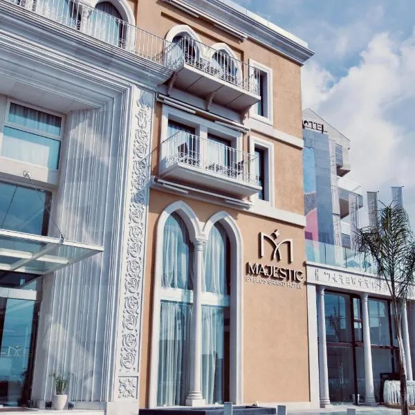 Majestic Byblos Grand Hotel，位于朱拜勒的酒店