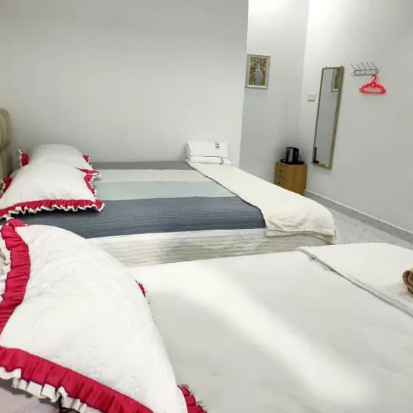 Roomstay TokBah DeMuara Kuala Besut，位于巴西富地的酒店