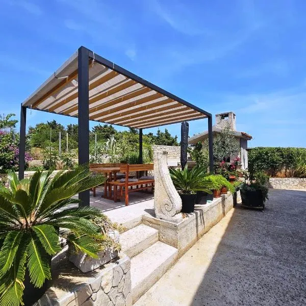 Apartment Gabi，位于萨利的酒店