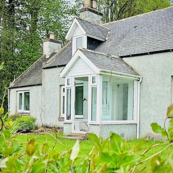 Cosy Country House in Deeside，位于Finzean的酒店