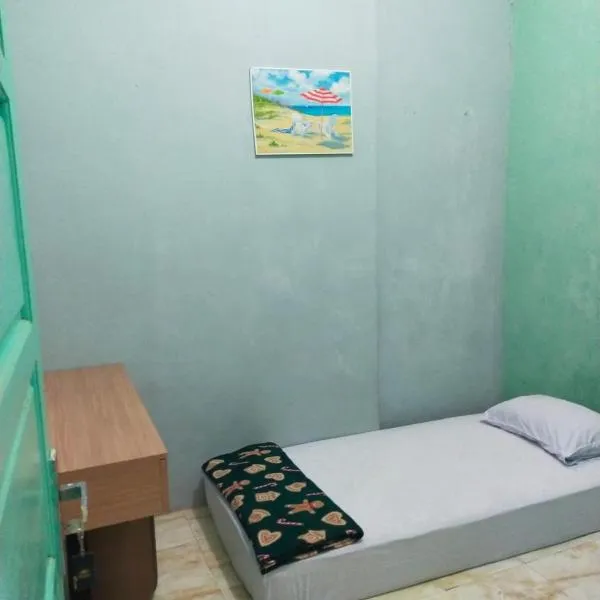 Mandeh Guesthouse Padang，位于巴东的酒店