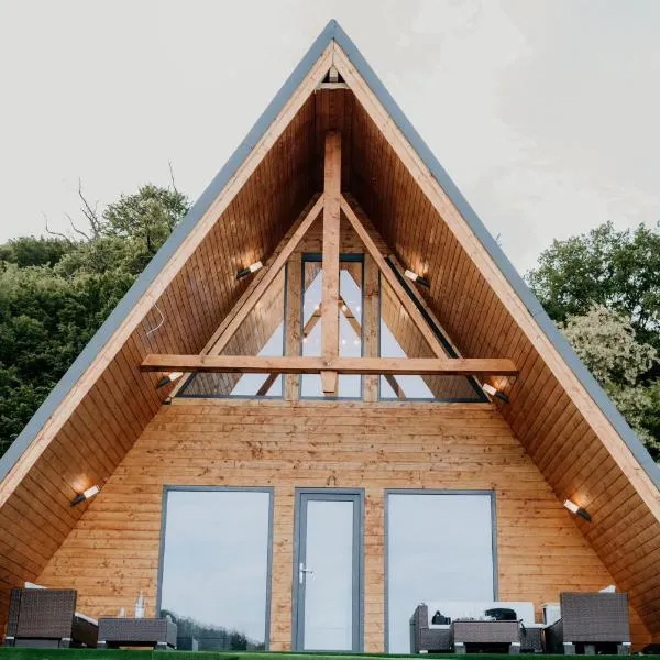 A pe lac，位于Boiu的酒店