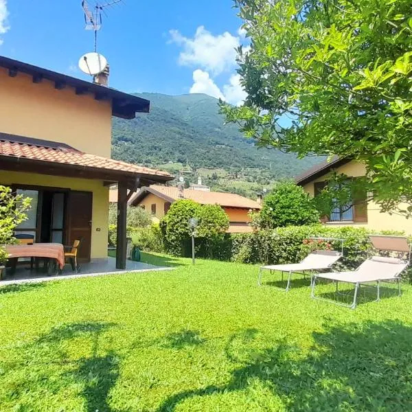 Holiday Home with lovely garden, Tremezzina，位于伦诺的酒店
