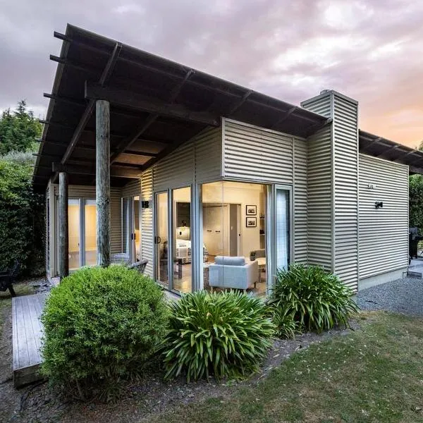 Te Awanga Cottages，位于Te Awanga的酒店