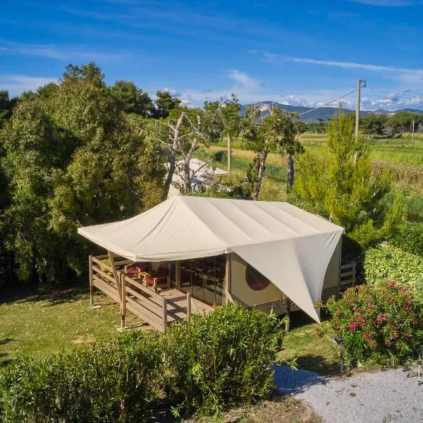 Glamping familiare vicino al mare，位于里奥托尔托的酒店