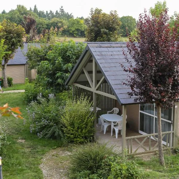 Village Vacances Les Fontenils，位于希农的酒店