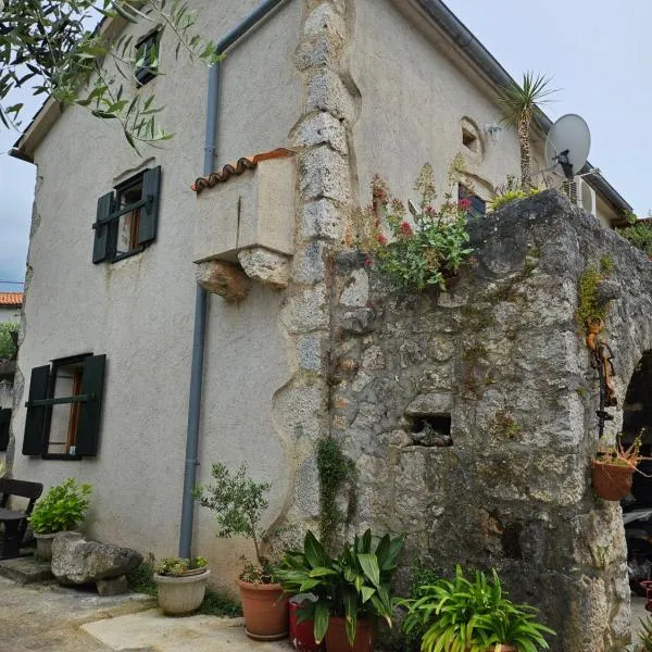 Apartmani Purić，位于马林斯卡的酒店