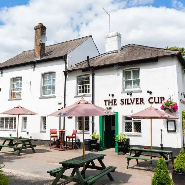 The Silver Cup，位于哈彭登的酒店