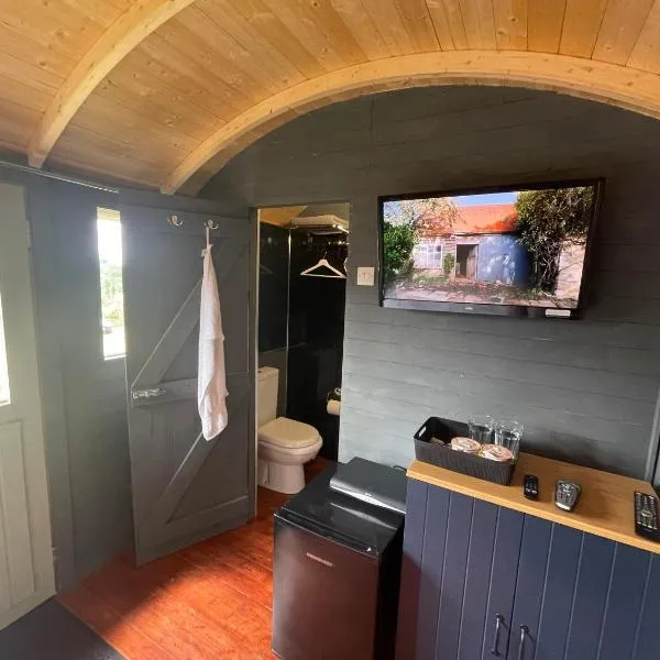 Jackdaws Shepherds Hut，位于奇平诺顿的酒店