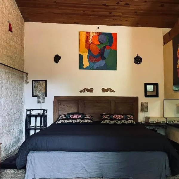 Dormir Ben Aise Hammam Massages，位于Maillezais的酒店