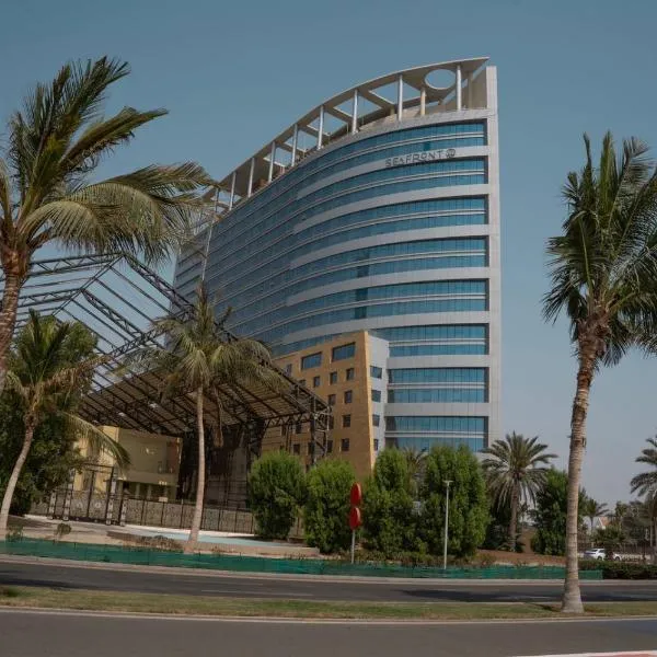 Seafront Luxury Suites Jeddah Corniche，位于吉达的酒店