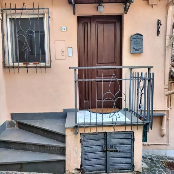 Piazza Varese，位于Valentano的酒店