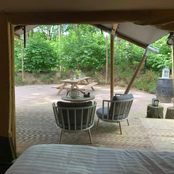 Veluwse Safari Lodge tent，位于奥特罗的酒店