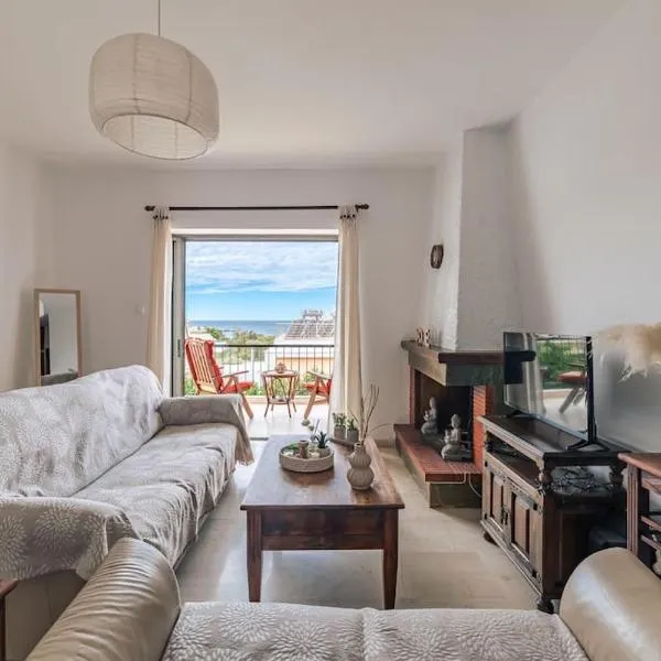 Seaside escape apartment,位于萨罗尼扎的酒店