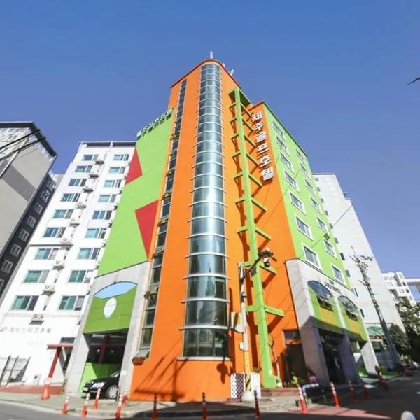 JeJu Golf Hotel，位于济州市的酒店