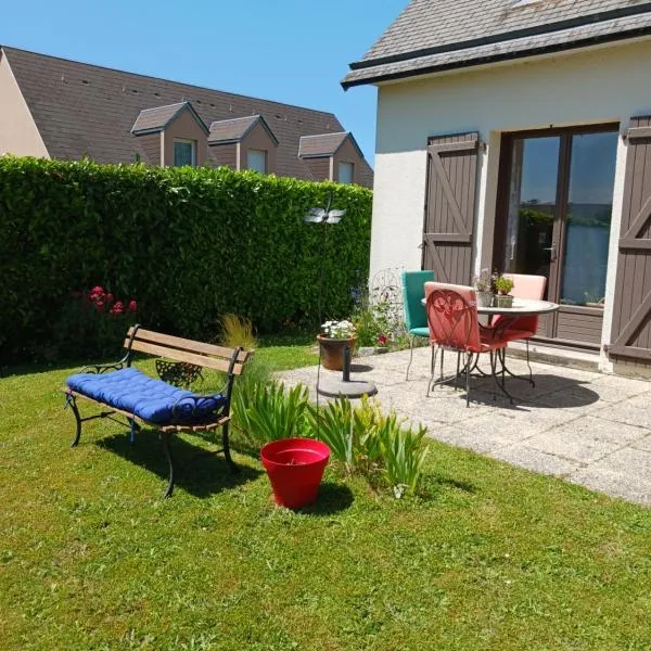 chambres d'hôtes du clos du roi，位于蓬托尔松的酒店