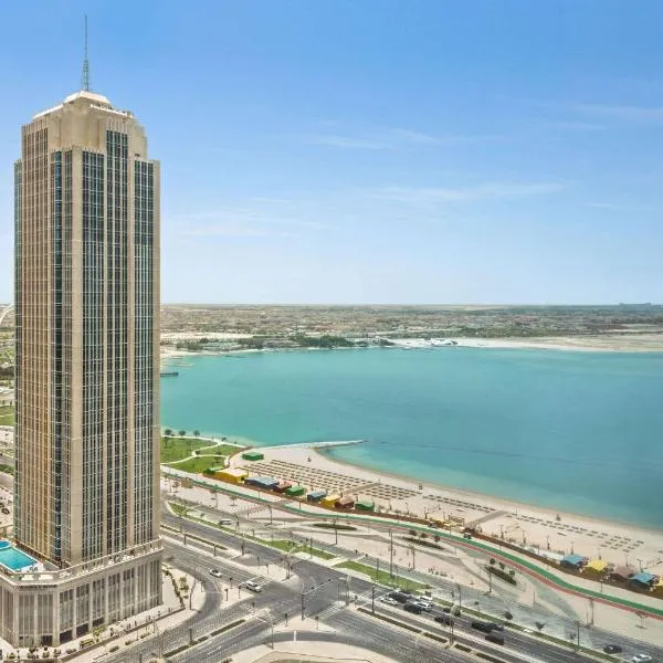 Wyndham Grand Doha West Bay Beach，位于多哈的酒店