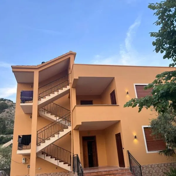 Vila Magis，位于伏罗拉的酒店