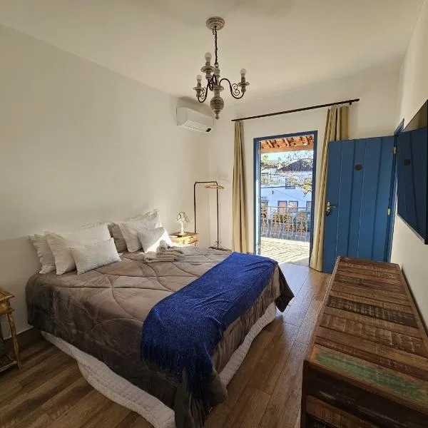 Casa da Tuta Pousada，位于蒂拉登特斯的酒店