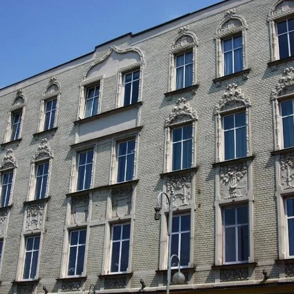 Hotel KOLODZIEJ，位于Gródków的酒店