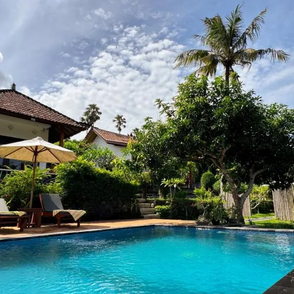 佛朗吉帕尼旅馆，位于Tirtagangga的酒店