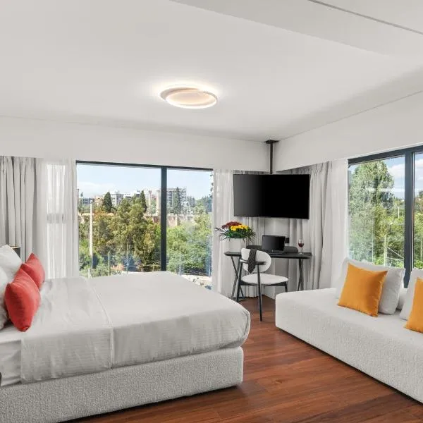 The Athenaeum Luxury Hotel，位于雅典的酒店