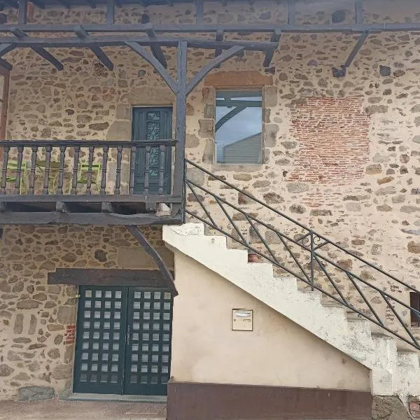 Le Coustalou，位于Livinhac-le-Haut的酒店