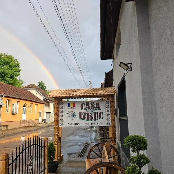 Casa Izbuc，位于Hălmagiu的酒店