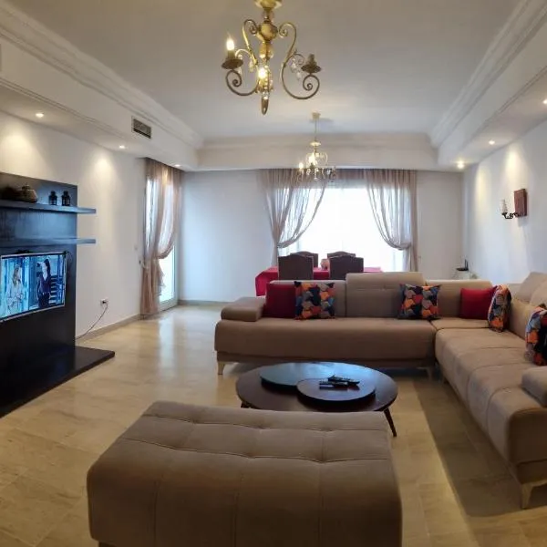 Appartement de luxe，位于Sidi Daoud的酒店