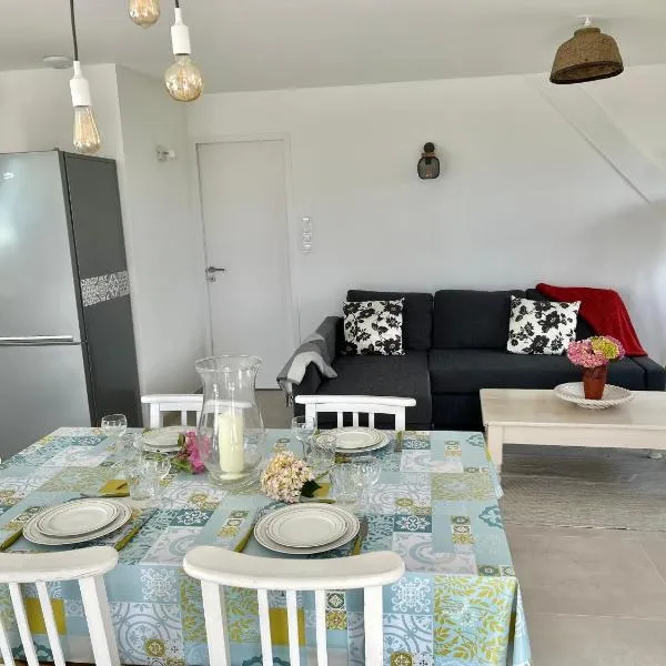 Appartement près de la mer，位于拉尔莫普拉格的酒店
