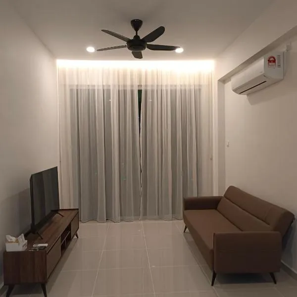 Sri Indah Pool Condostay，位于山打根的酒店