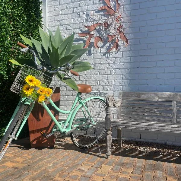 Beachmere Palms Motel，位于Beachmere的酒店