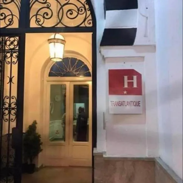 Hotel Transatlantique Tunis，位于Douar Bou Beker的酒店