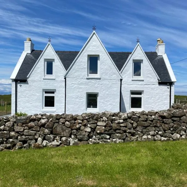 Cnoc Ruaraidh Cottage，位于Kilmuir的酒店