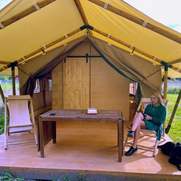 Spokojny Glamping，位于弗瓦迪斯瓦沃沃的酒店