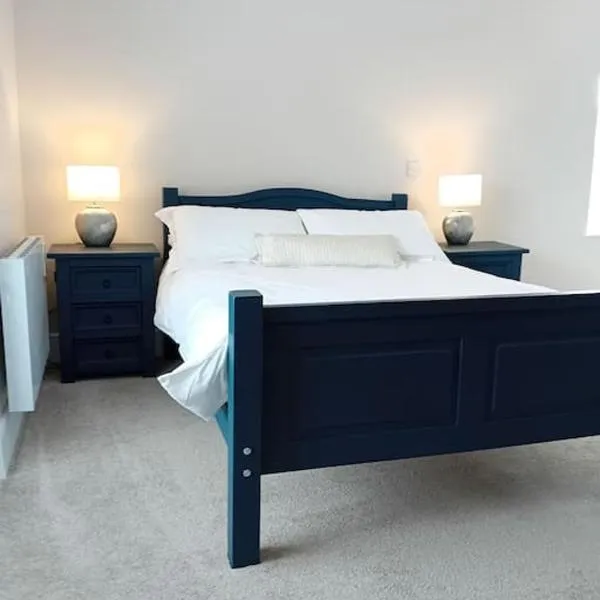 Town Centre Luxury Retreat，位于Mountmellick的酒店