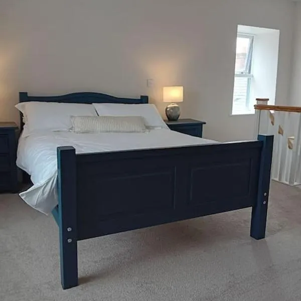 Town Centre Luxury Retreat，位于Mountmellick的酒店