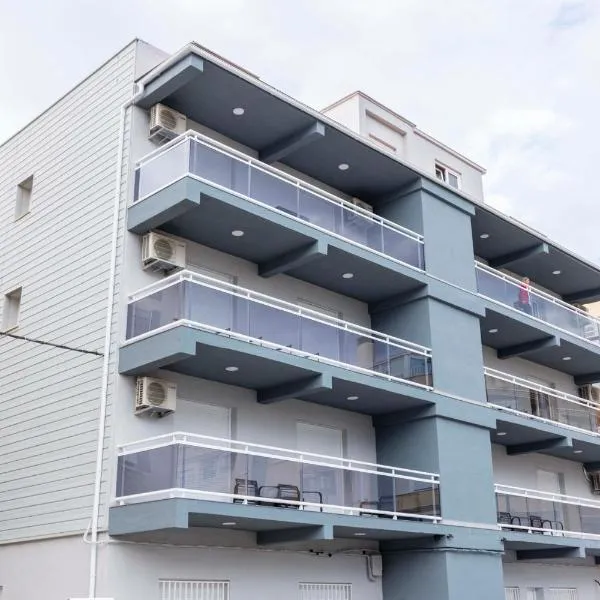 Alojamientos MarinDos，位于佩尼斯科拉的酒店