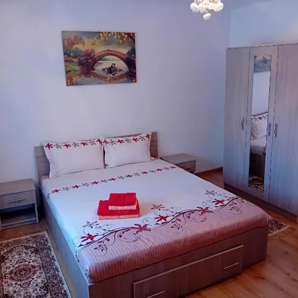 Casa Cristian，位于克利默内什蒂的酒店
