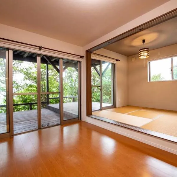 4BR 6人ok 空港15分 ビーチ10秒 BBQ，位于Akagina的酒店