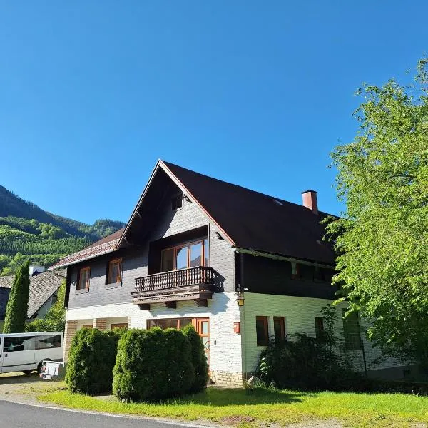 Adventure House，位于帕尔福的酒店