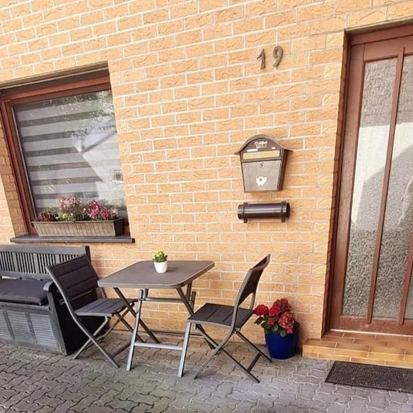 Moderne, ruhige Ferienwohnung!，位于Geistingen的酒店