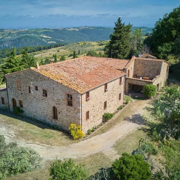 Agriturismo Le Case，位于卡斯蒂戈隆·多尔希亚的酒店