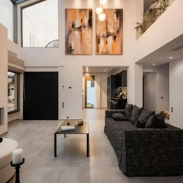 Sorores By the Sea Luxury Living Villa，位于阿齐亚佩拉加的酒店