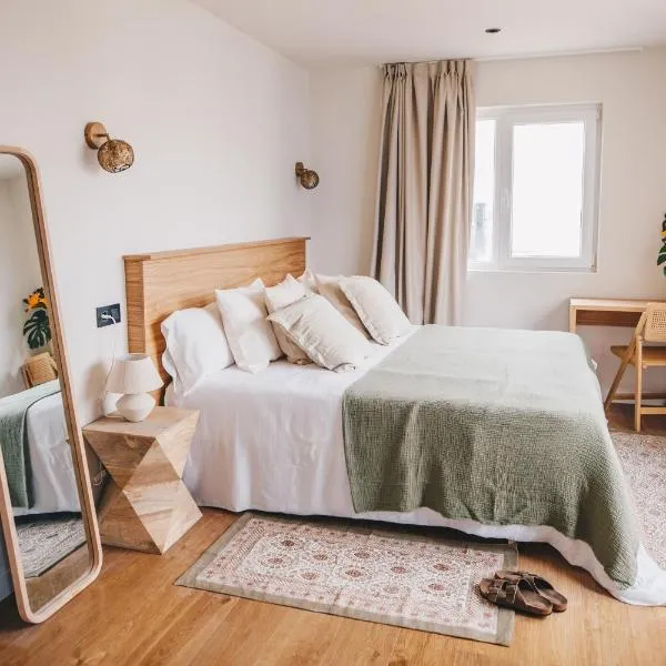 Hotel Boutique Lamar de Suances，位于苏安塞斯的酒店