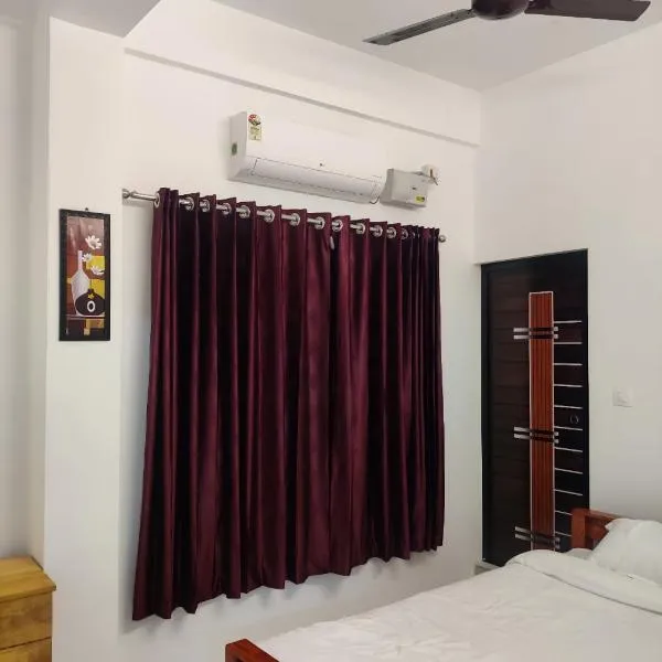 Spacious 2BHK Near Airport，位于科钦的酒店