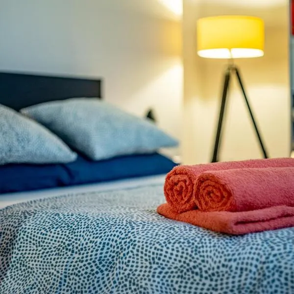 Apartments Częstochowa - Słoneczna Kamienica，位于琴斯托霍瓦的酒店