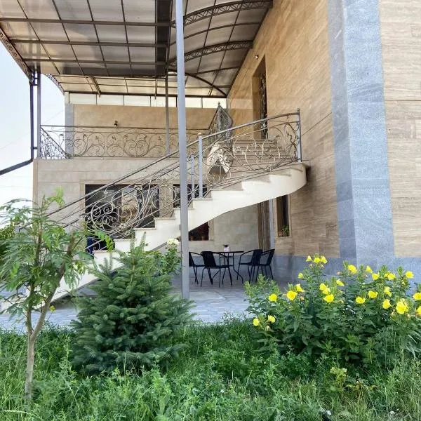 RUBENYAN GUEST HOUSE，位于Artashat的酒店