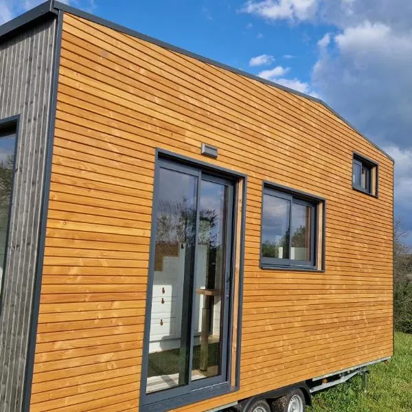 La Tiny House de Clem，位于菲雅克的酒店
