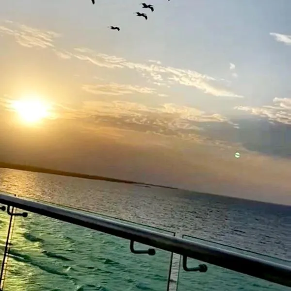 Las 4 Estaciones Alojamientos de Ensueño Coveñas，位于Coveñitas的酒店